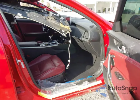 2018 Kia Stinger Gt1 z USA, uszkodzony, nr VIN KNAE45LC0J6033167